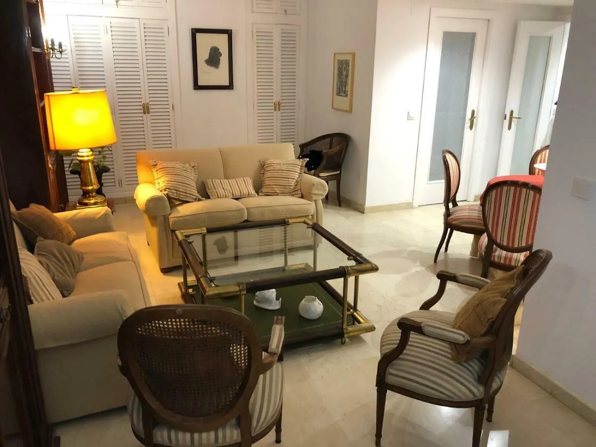 Apartment Alojamiento Ronda De Los Tejares Cordoba Spain